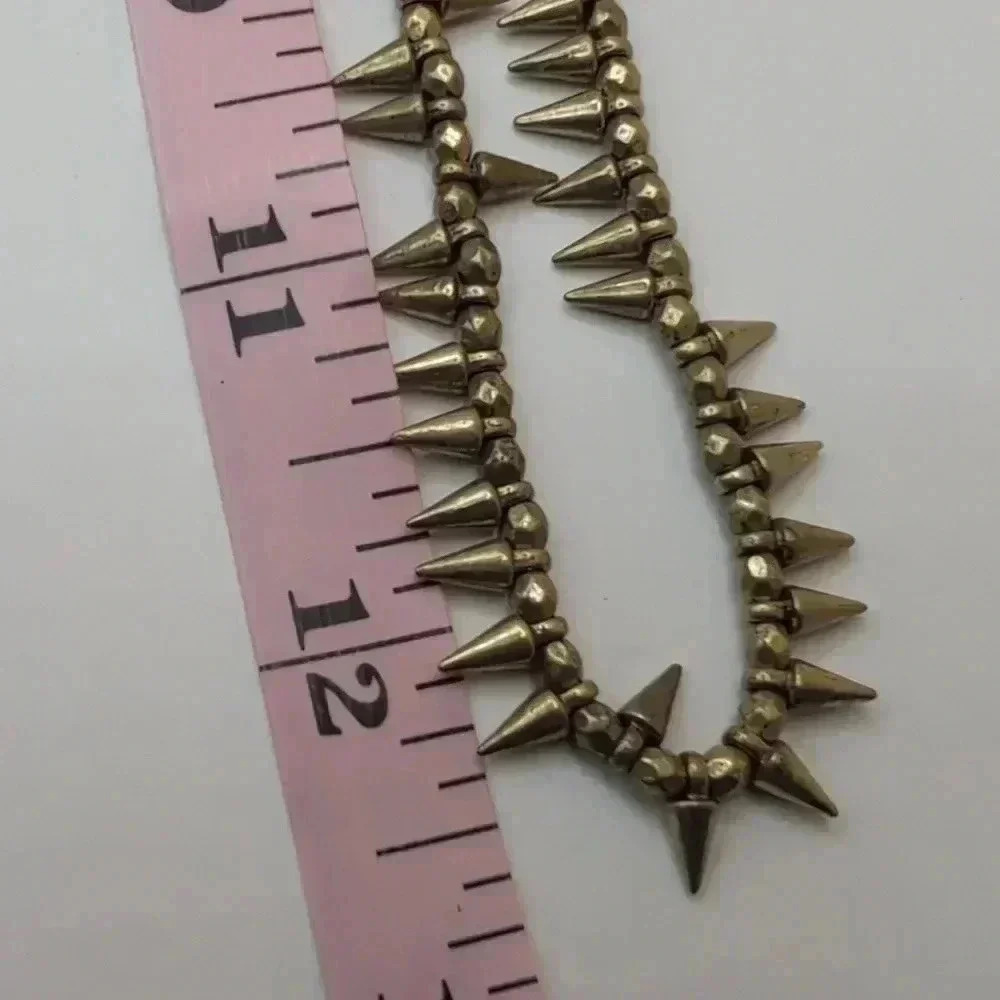 Lucky brand gold necklace spikes distressed as designed - Picture 4 of 4